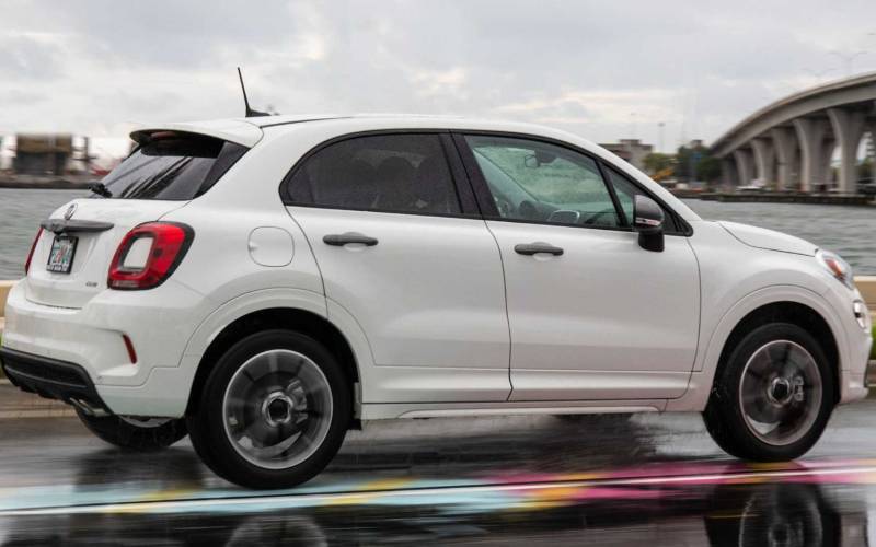 Comparison Chevrolet Trailblazer RS 2021 Vs Fiat 500X Sport 2021 